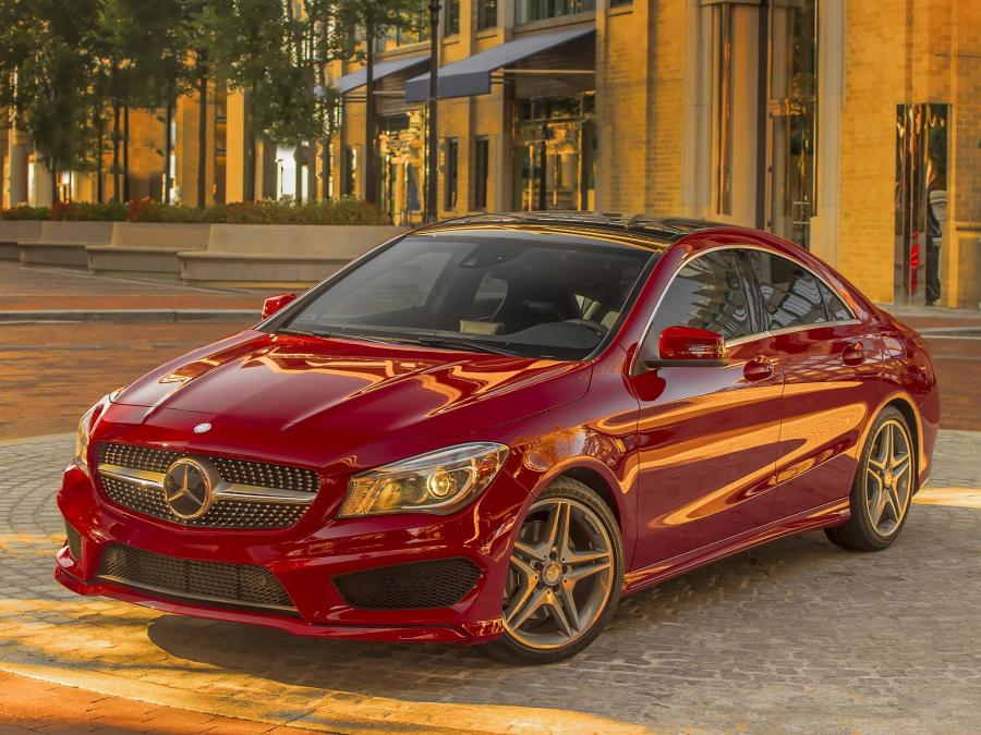  Mercedes-Benz CLA250 AMG Sports Package 2013 года  (US) (фото 8 из 22)